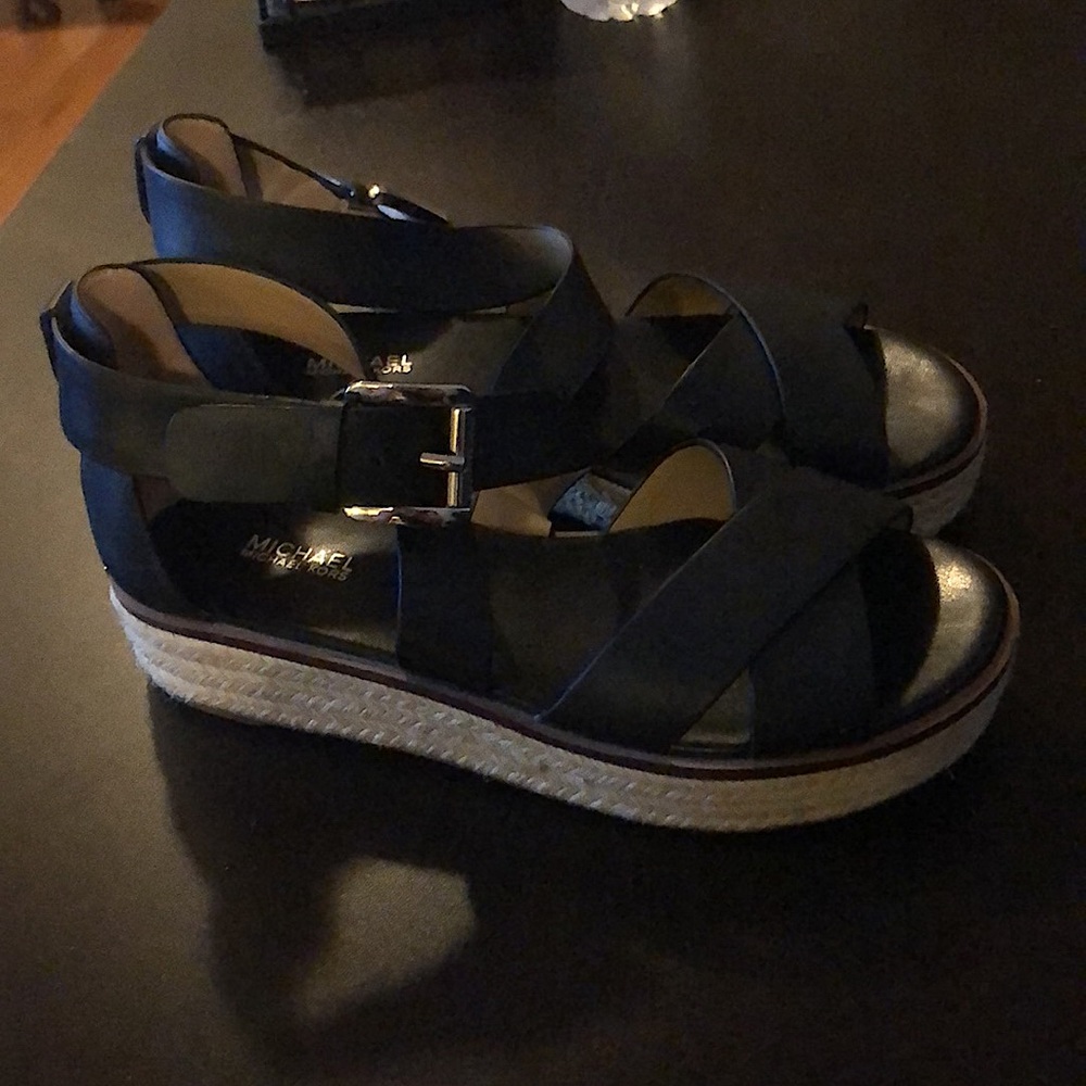 Michael Kors Women’s Darby Black Sandal (Size 7.5)
